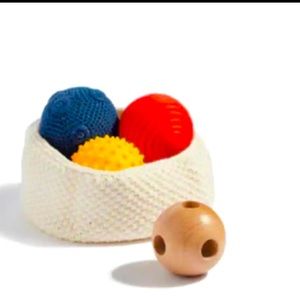 Monti Kids “Basket with Balls”